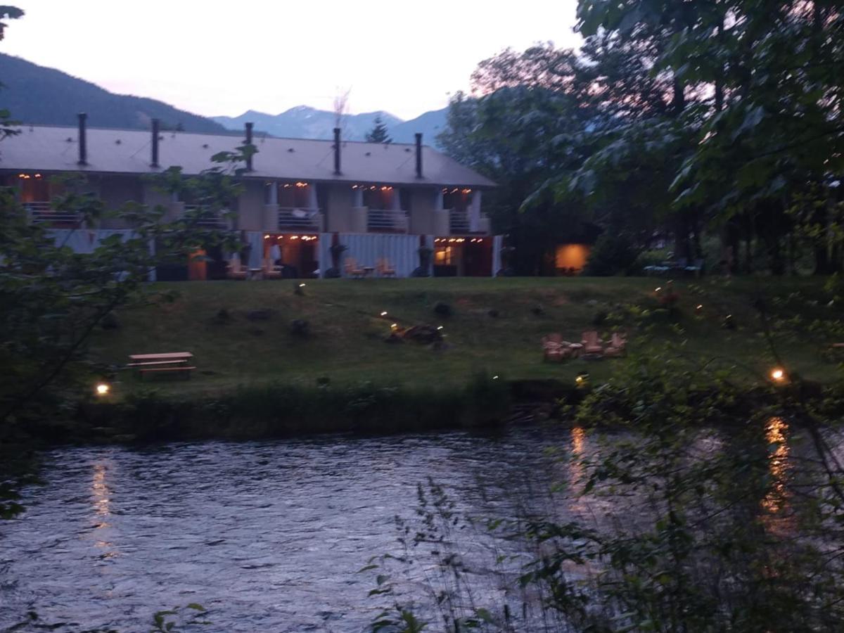 Moon River Suites #4 North Bend Dış mekan fotoğraf
